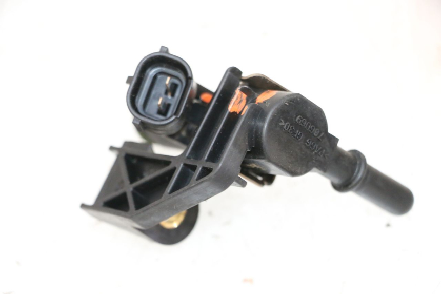 photo de WTRYSKIWACZ PEUGEOT SATELIS 125 (2013 - 2018) - Zbliżenie techniczne