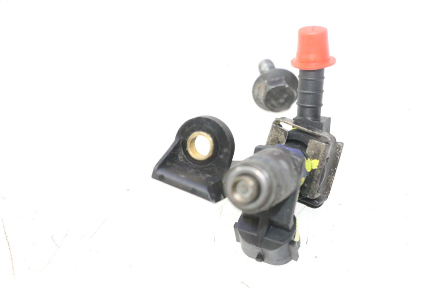 photo de Wtryskiwacz PEUGEOT SATELIS 125 (2006 - 2009) - Zbliżenie techniczne