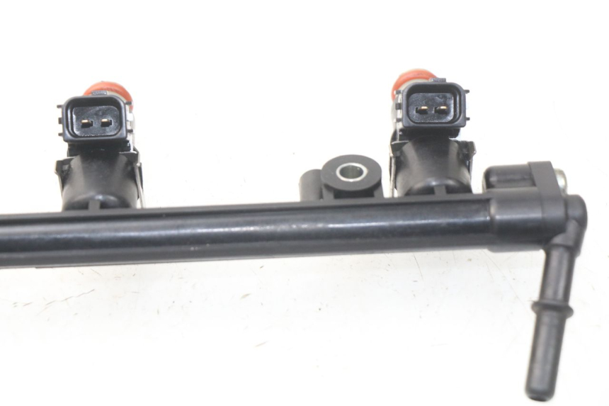 photo de WTRYSKIWACZ TRIUMPH SPRINT ST ABS 1050 (2005 - 2007) - Oznaczenia i referencje