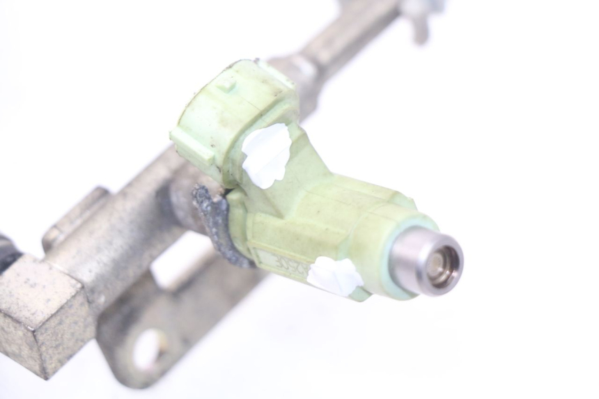 photo de WTRYSKIWACZ SUZUKI SV S ABS 650 (2003 - 2009) - Punkty mocowania