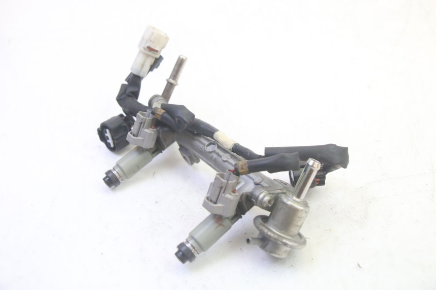 photo de WTRYSKIWACZ YAMAHA TDM ABS 900 (2002 - 2014) - Zoom stanu zużycia