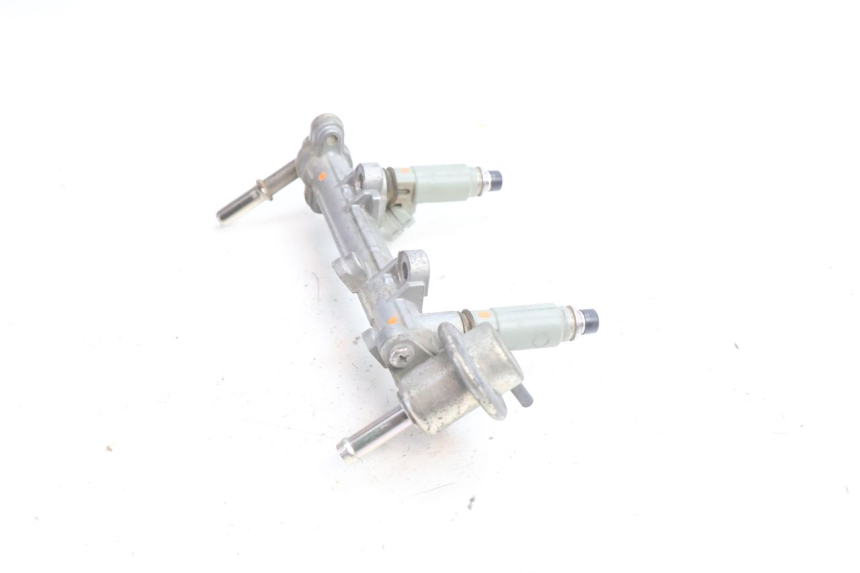 photo de WTRYSKIWACZ YAMAHA TDM ABS 900 (2002 - 2014) - Punkty mocowania