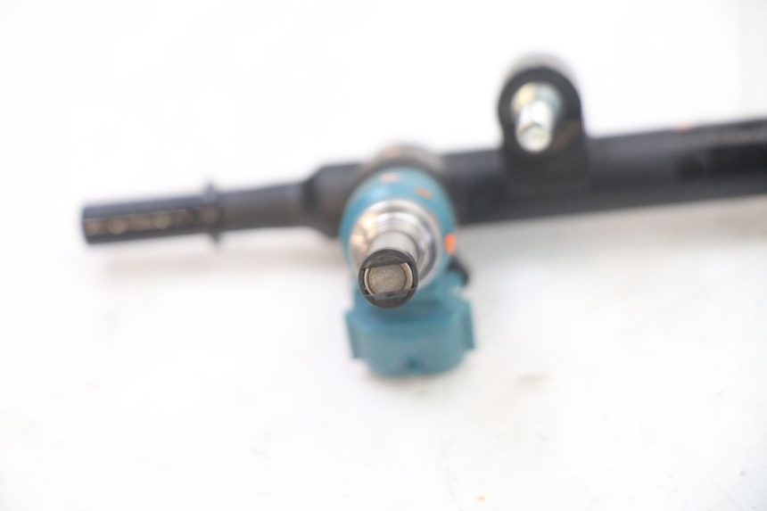 photo de WTRYSKIWACZ YAMAHA TRACER 7 700 (2020 - 2024) - Stan powierzchni