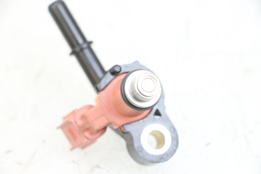 photo de WTRYSKIWACZ YAMAHA TRICITY 300 (2020 - 2024) - Inny kąt widzenia