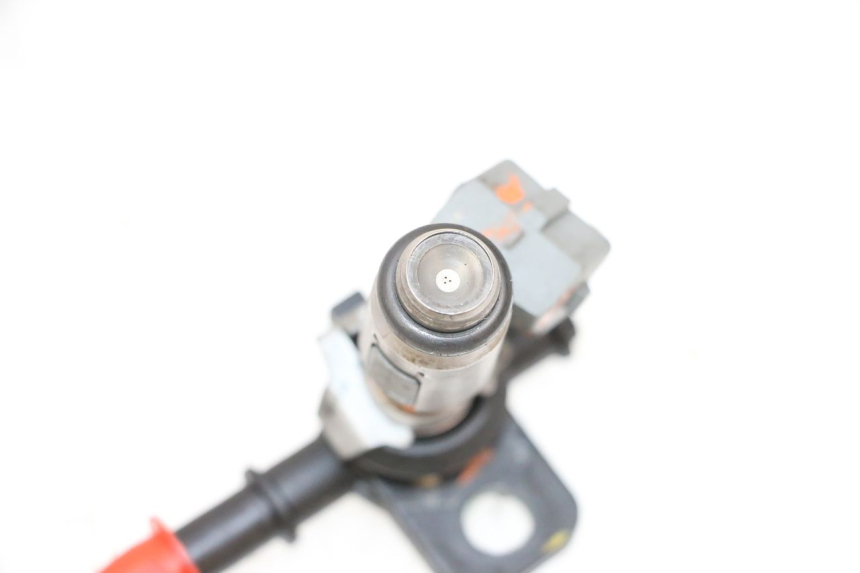 photo de Wtryskiwacz PIAGGIO VESPA GTS SUPER IE 125 (2009 - 2016) - Zoom stanu zużycia