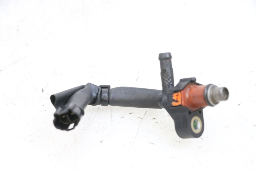 photo de WTRYSKIWACZ YAMAHA XMAX X-MAX 125 (2006 - 2009) - Widok ogólny