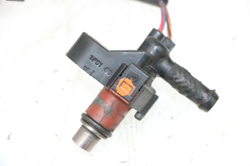 photo de WTRYSKIWACZ YAMAHA XMAX X-MAX 125 (2006 - 2009) - Zbliżenie techniczne