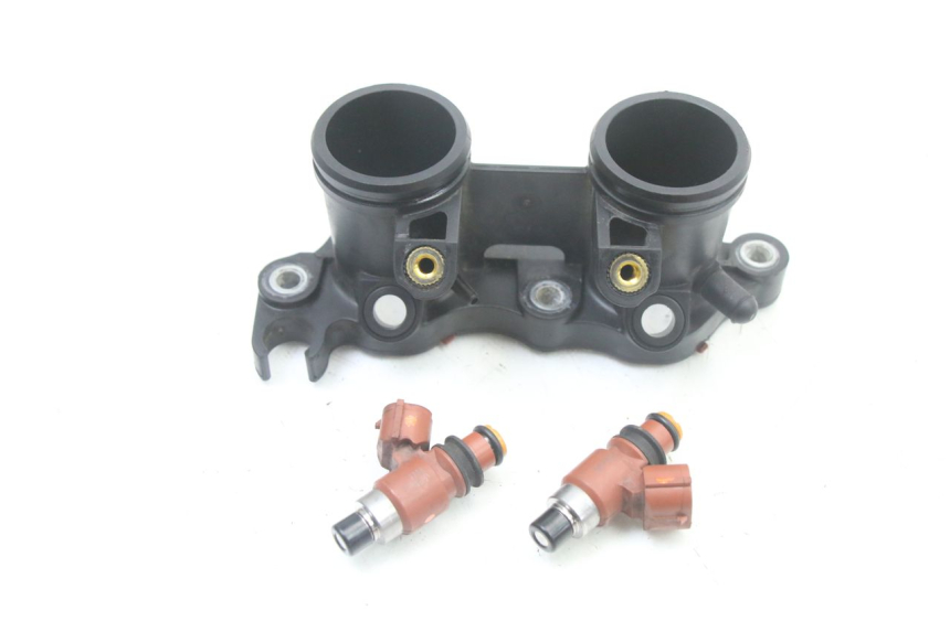 photo de WTRYSKIWACZ YAMAHA YP T-MAX TMAX 530 (2017 - 2020) - Widok główny