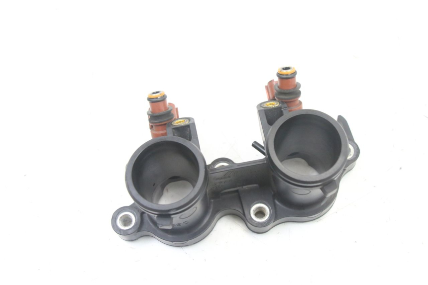 photo de WTRYSKIWACZ YAMAHA YP T-MAX TMAX 530 (2017 - 2020) - Punkty mocowania