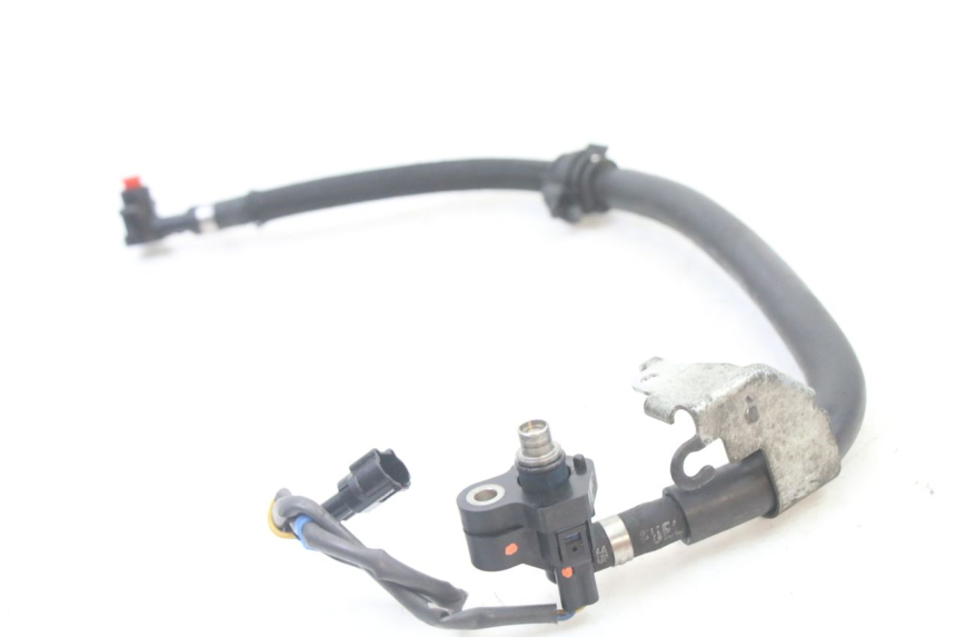 photo de WTRYSKIWACZ YAMAHA YP X-MAX XMAX 400 (2014 - 2017) - Inny kąt widzenia