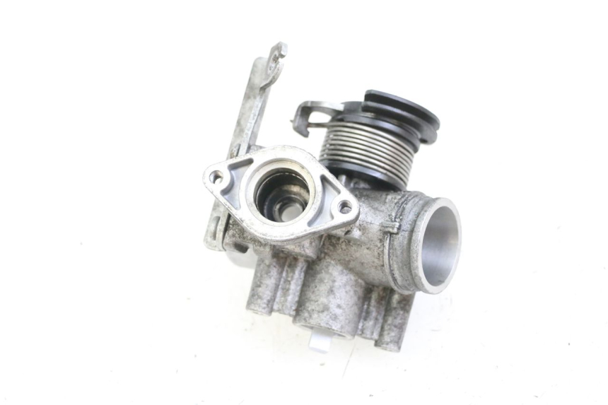 photo de WTRYSK BMW C1 125 (2000 - 2003) - Szczegół części