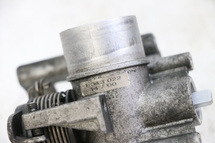 photo de WTRYSK BMW C1 125 (2000 - 2003) - Zbliżenie techniczne