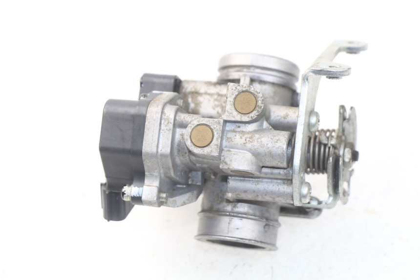 photo de WTRYSK YAMAHA BW'S BWS 125 (2010 - 2013) - Szczegół części