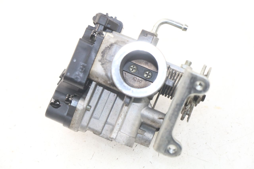 photo de WTRYSK YAMAHA BW'S BWS 125 (2010 - 2013) - Zoom stanu zużycia