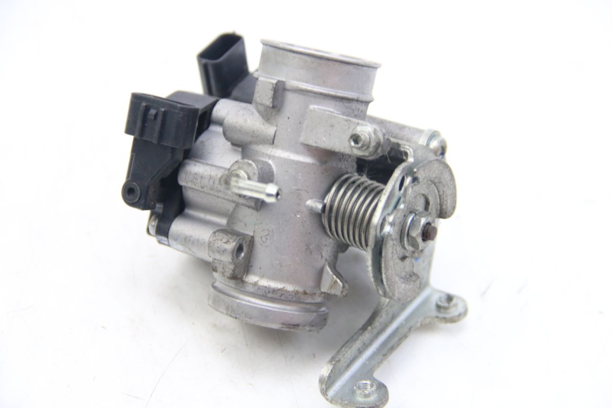 photo de WTRYSK YAMAHA BW'S BWS 125 (2010 - 2013) - Zoom stanu zużycia