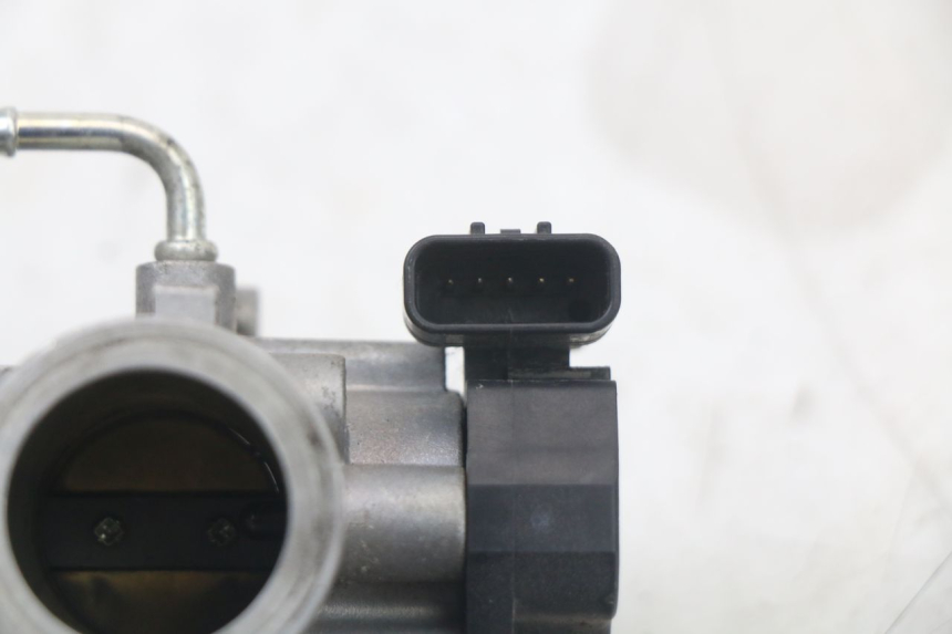 photo de WTRYSK YAMAHA BW'S BWS 125 (2010 - 2013) - Zoom stanu zużycia