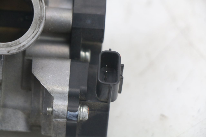 photo de WTRYSK YAMAHA BW'S BWS 125 (2010 - 2013) - Inny kąt widzenia