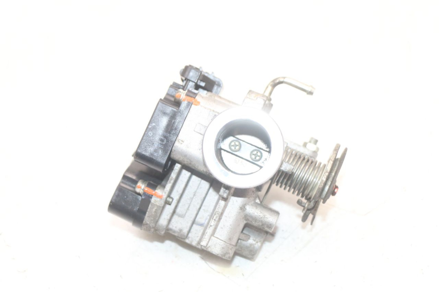 photo de WTRYSK YAMAHA BW'S BWS 125 (2010 - 2013) - Punkty mocowania