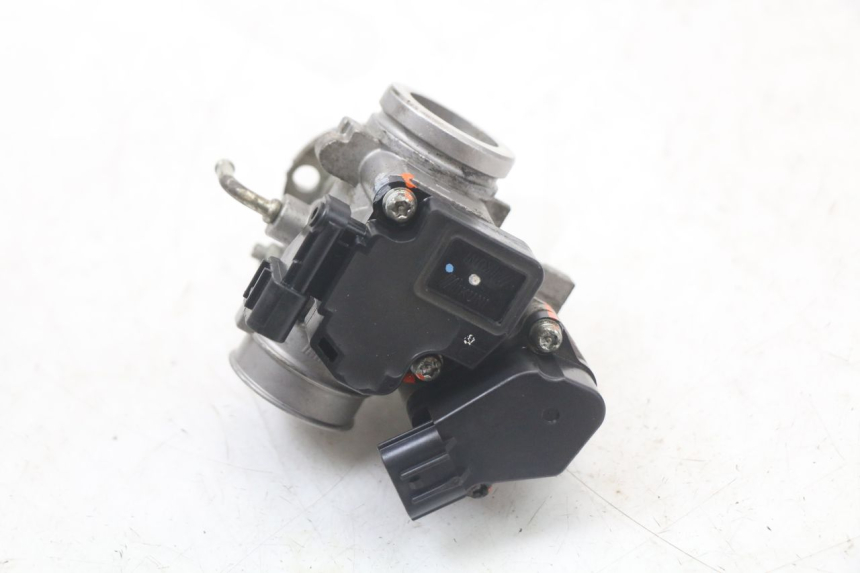 photo de WTRYSK YAMAHA BW'S BWS 125 (2010 - 2013) - Część sprawdzona