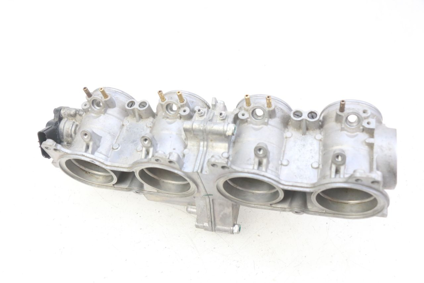 photo de WTRYSK HONDA CB R 1000 (2018 - 2023) - Widok produktu