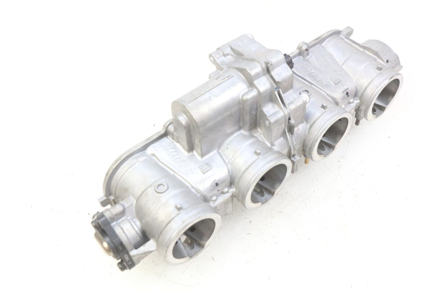 photo de WTRYSK HONDA CB R 1000 (2018 - 2023) - Kontrola wizualna