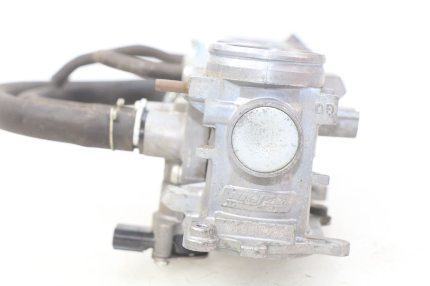 photo de WTRYSK HONDA CBRF CBR-F PC41 600 (2011 - 2013) - Inny kąt widzenia