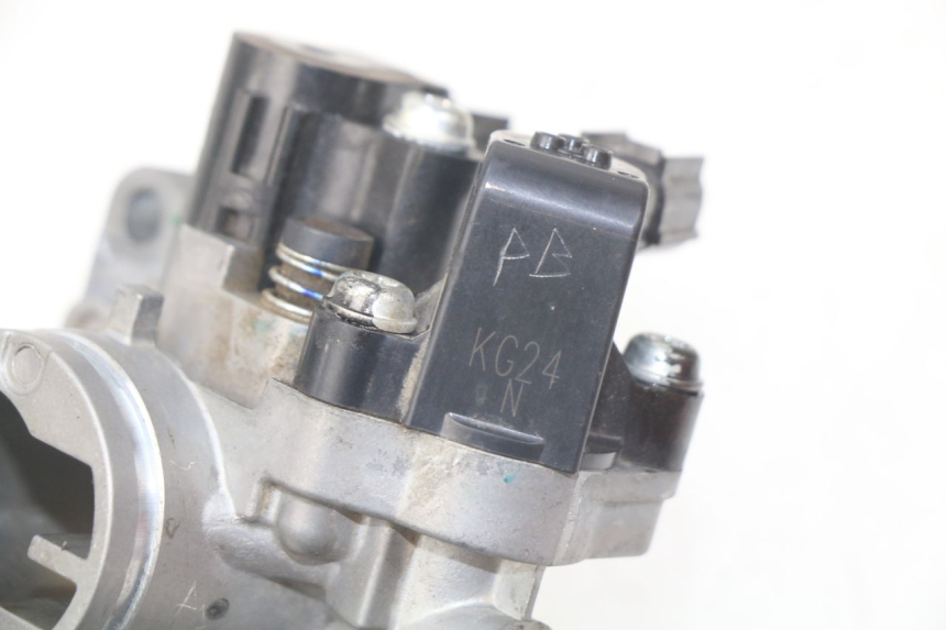 photo de WTRYSK HONDA CRF CR-F 125 (2020 - 2021) - Widok ogólny