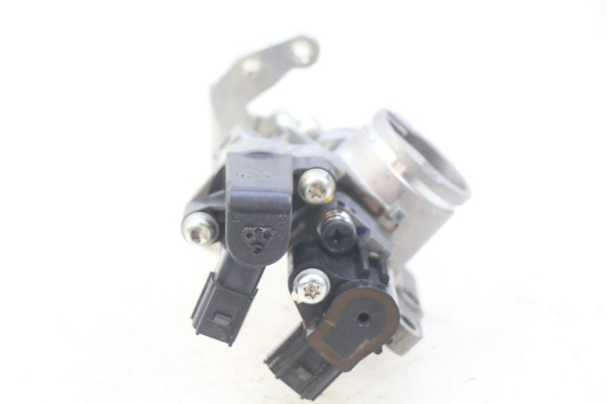 photo de WTRYSK HONDA CRF CR-F 125 (2022 - 2023) - Zoom stanu zużycia