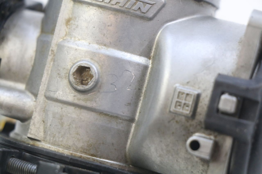 photo de WTRYSK HONDA CRF CR-F 450 (2009 - 2012) - Szczegół części