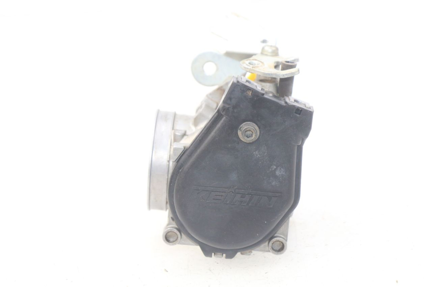 photo de WTRYSK HONDA CRF 250 (2010 - 2013) - Punkty mocowania