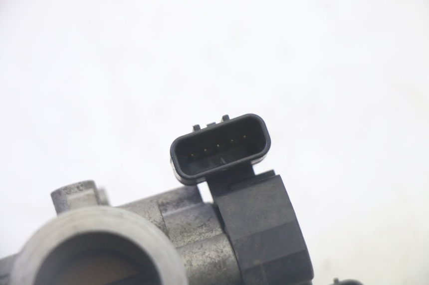 photo de WTRYSK YAMAHA CYGNUS X INJECTION 125 (2007 - 2013) - Szczegół części