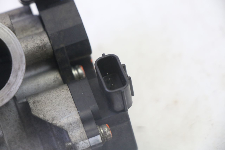 photo de WTRYSK YAMAHA CYGNUS X INJECTION 125 (2007 - 2013) - Zoom stanu zużycia