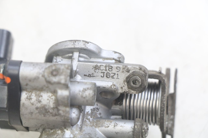 photo de WTRYSK PEUGEOT DJANGO 4T 50 (2014 - 2019) - Zoom stanu zużycia