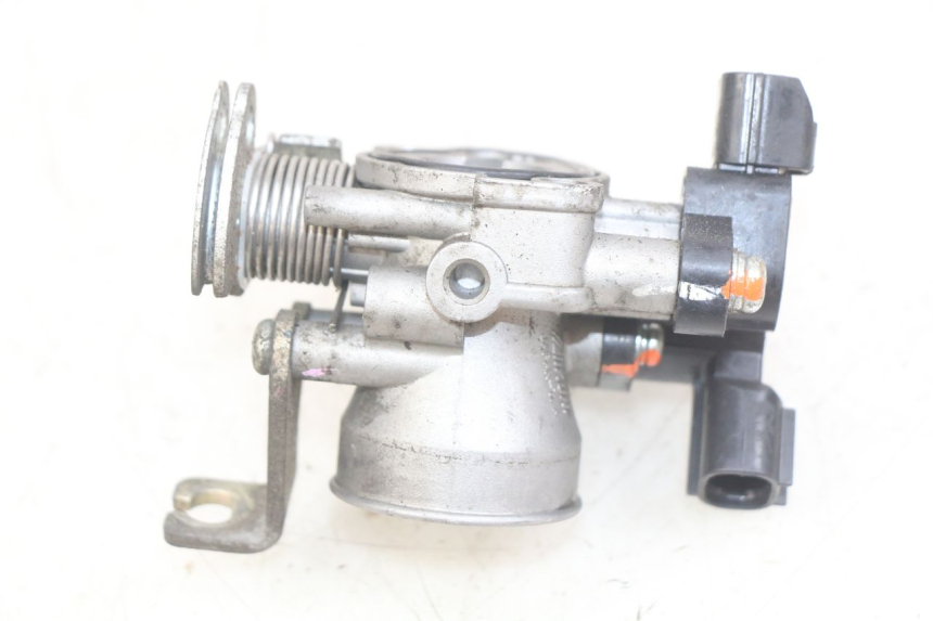 photo de WTRYSK PEUGEOT DJANGO 4T 50 (2014 - 2019) - Zbliżenie techniczne