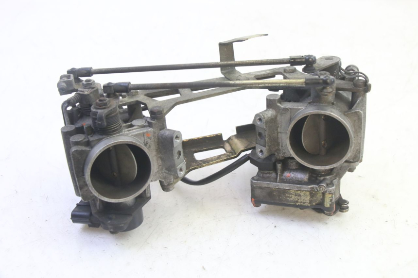 photo de WTRYSK SUZUKI DL V STROM 1000 (2002 - 2007) - Widok ogólny