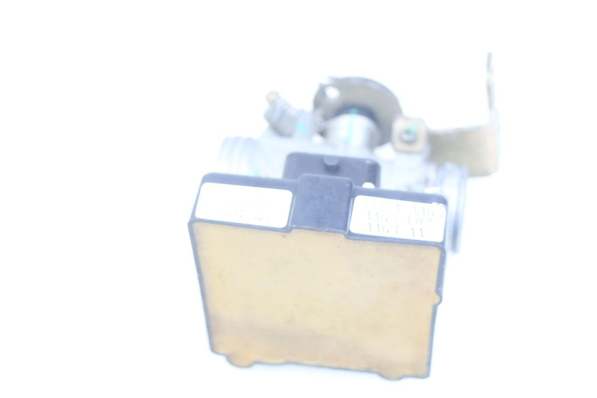 photo de WTRYSK KYMCO DOWNTOWN ABS 125 (2015 - 2017) - Zbliżenie techniczne