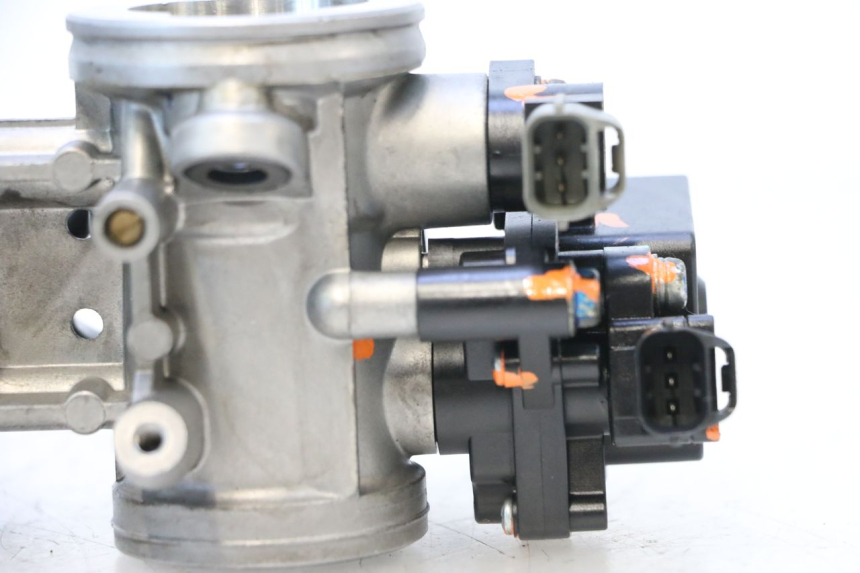 photo de WTRYSK KAWASAKI ER-6 ER6 F ABS 650 (2012 - 2016) - Widok produktu
