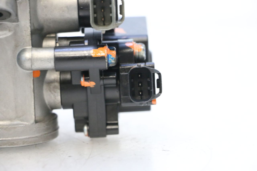 photo de WTRYSK KAWASAKI ER-6 ER6 F ABS 650 (2012 - 2016) - Oznaczenia i referencje