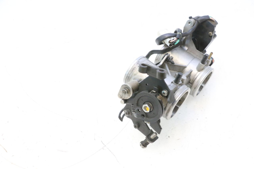 photo de WTRYSK KAWASAKI ER-6 ER6 N 650 (2005 - 2009) - Szczegół części