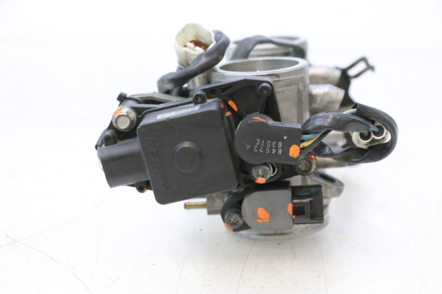 photo de WTRYSK KAWASAKI ER-6 ER6 N 650 (2005 - 2009) - Widok ogólny