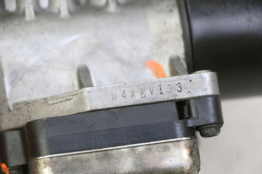 photo de WTRYSK HONDA FES S-WING SWING ABS 125 (2007 - 2015) - Część sprawdzona