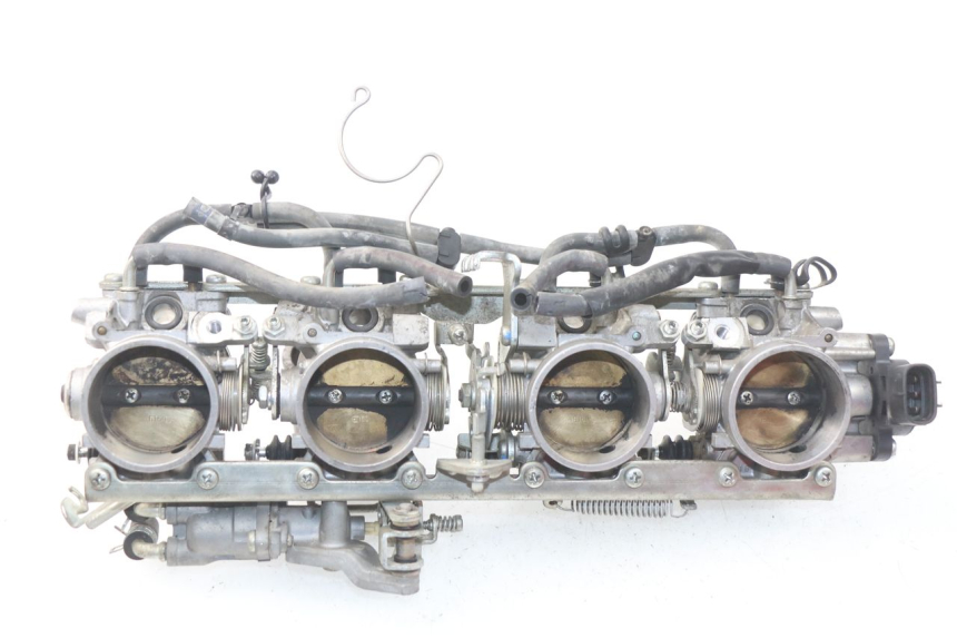 photo de WTRYSK YAMAHA FJR ABS 1300 (2006 - 2012) - Widok główny