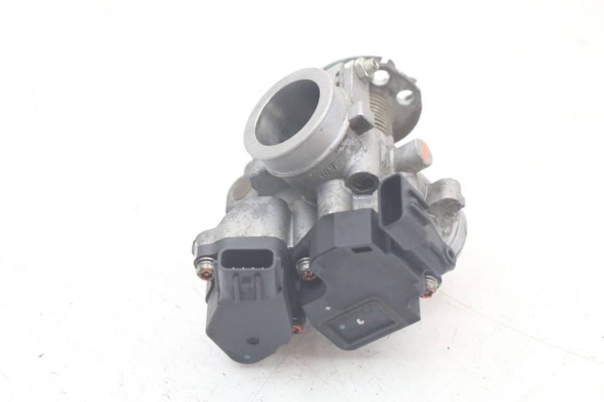 photo de WTRYSK MBK FLAME X 125 (2004 - 2007) - Widok ogólny