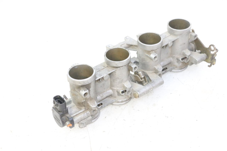 photo de WTRYSK YAMAHA FZ6 N FAZER 600 (2004 - 2006) - Część sprawdzona