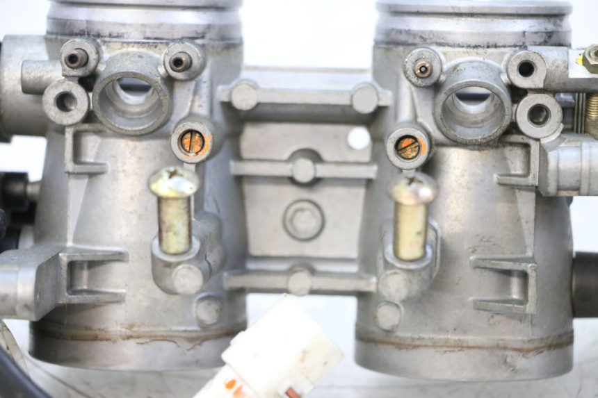 photo de WTRYSK SUZUKI GSXR GSX-R 1000 (2003 - 2004) - Widok produktu