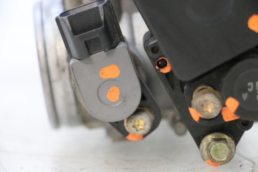 photo de WTRYSK SUZUKI GSXR GSX-R 1000 (2003 - 2004) - Zoom jakości