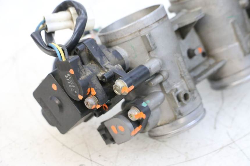 photo de WTRYSK SUZUKI GSXR GSX-R 1000 (2003 - 2004) - Zoom stanu zużycia