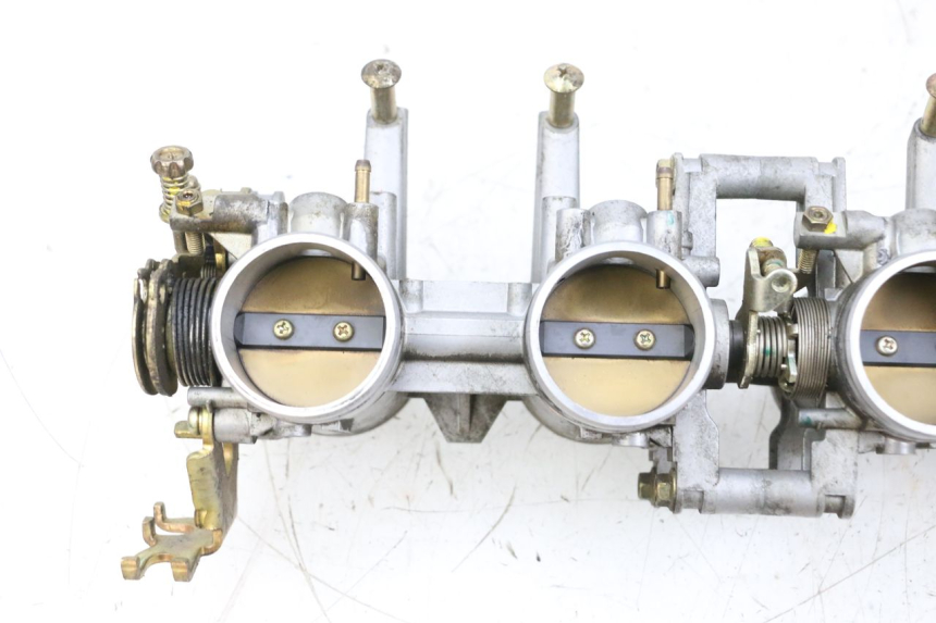 photo de WTRYSK SUZUKI GSXR GSX-R 1000 (2003 - 2004) - Szczegół części