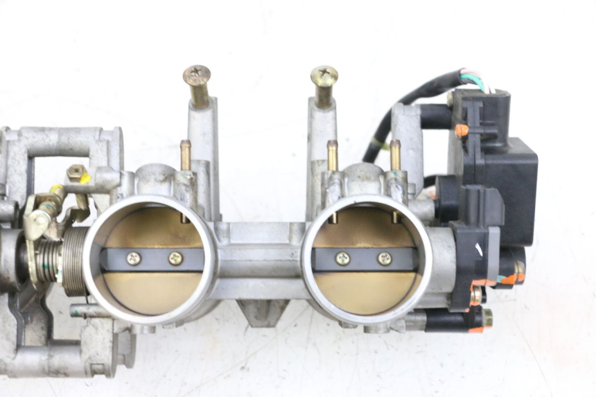 photo de WTRYSK SUZUKI GSXR GSX-R 1000 (2003 - 2004) - Zoom stanu zużycia