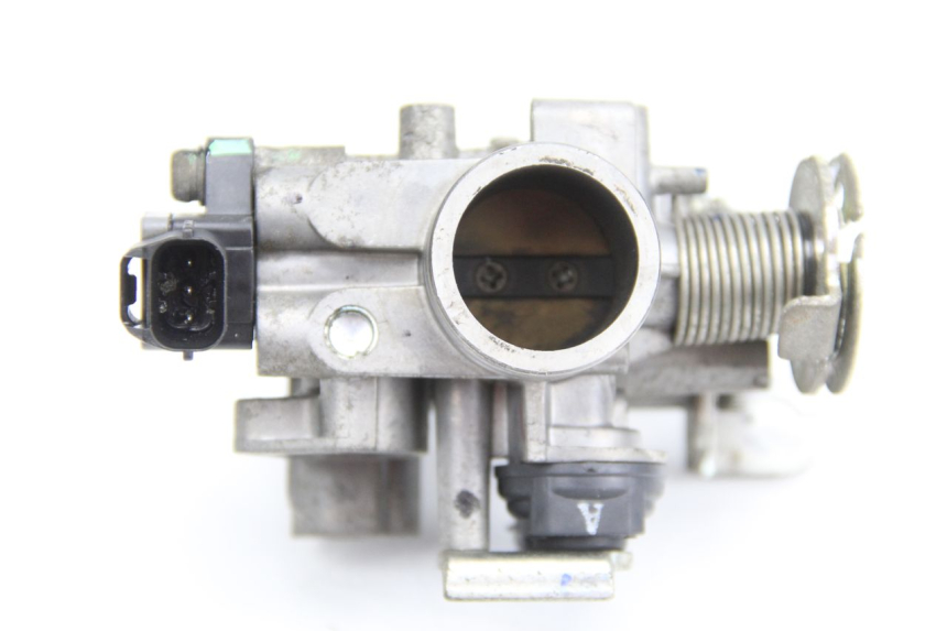 photo de WTRYSK SYM GTS EFI ABS 125 (2012 - 2016) - Punkty mocowania